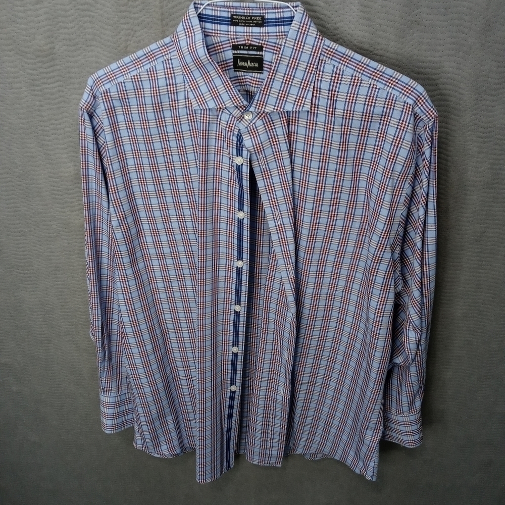 Neiman Marcus men's long sleeve wrinkle free 2-ply